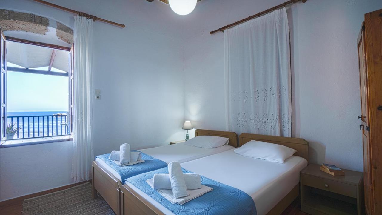 Villa Niki Lutró Kültér fotó
